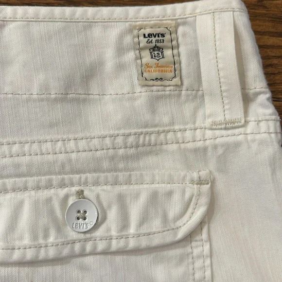 Levi capri - Picture 5 of 6